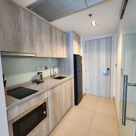 Sands Pratamnak Pattaya Exterior photo