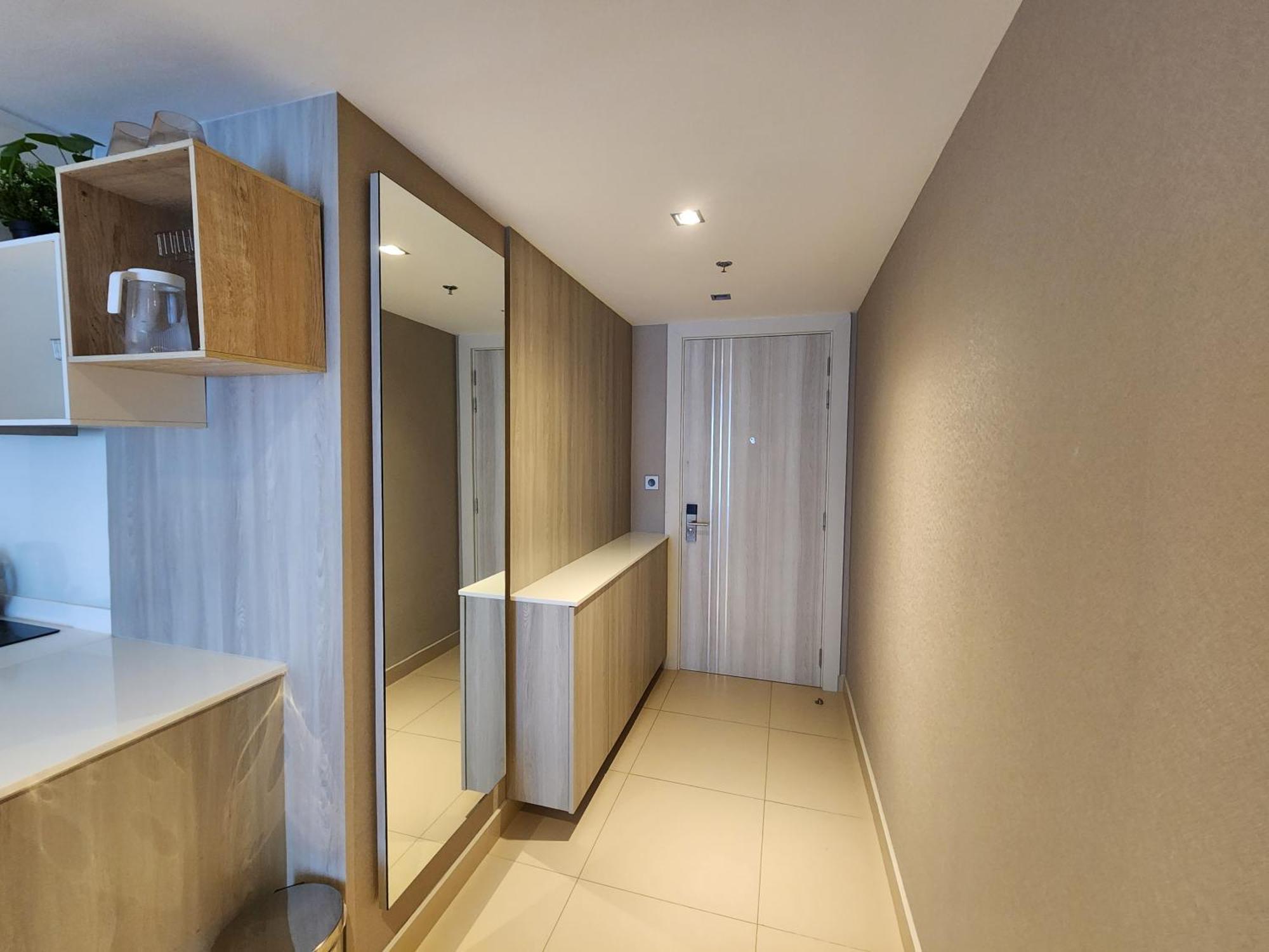 Sands Pratamnak Apartment