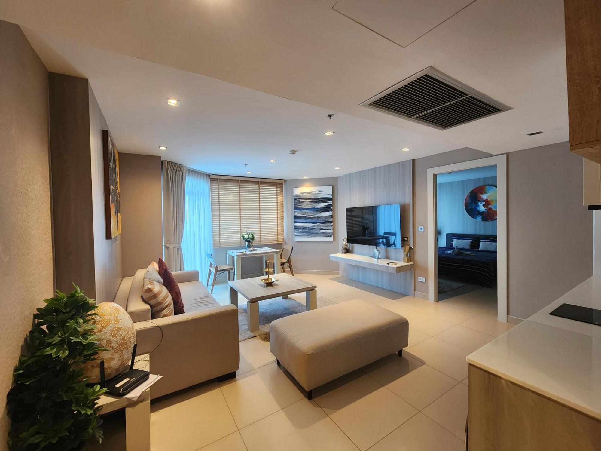 Sands Pratamnak Apartment Pattaya